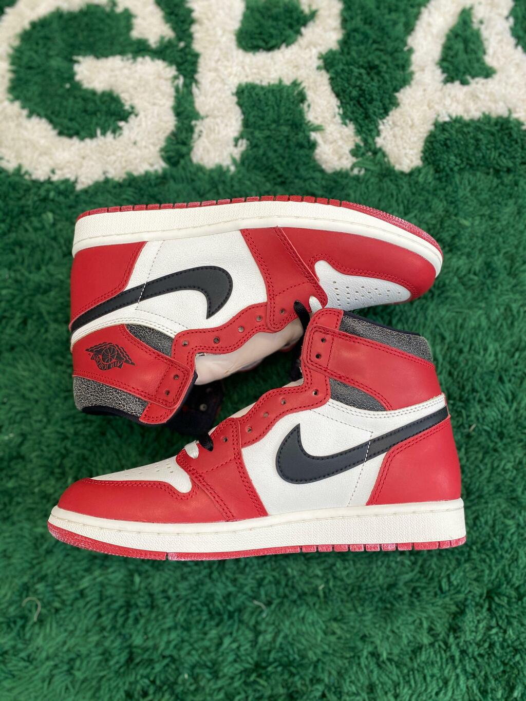 Nike Air Jordan 1 High Chicago Lost And Found