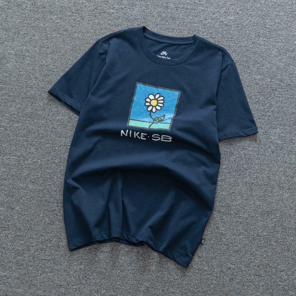 Camiseta Nike SB Daisy