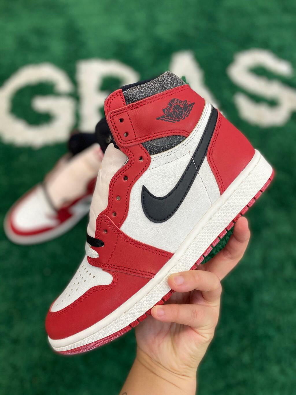 Nike Air Jordan 1 High Chicago Lost And Found