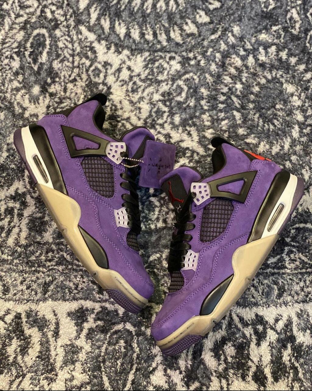 Nike Air Jordan 4 Retro "Travis Scott"