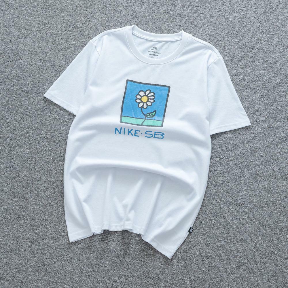 Camiseta Nike SB Daisy