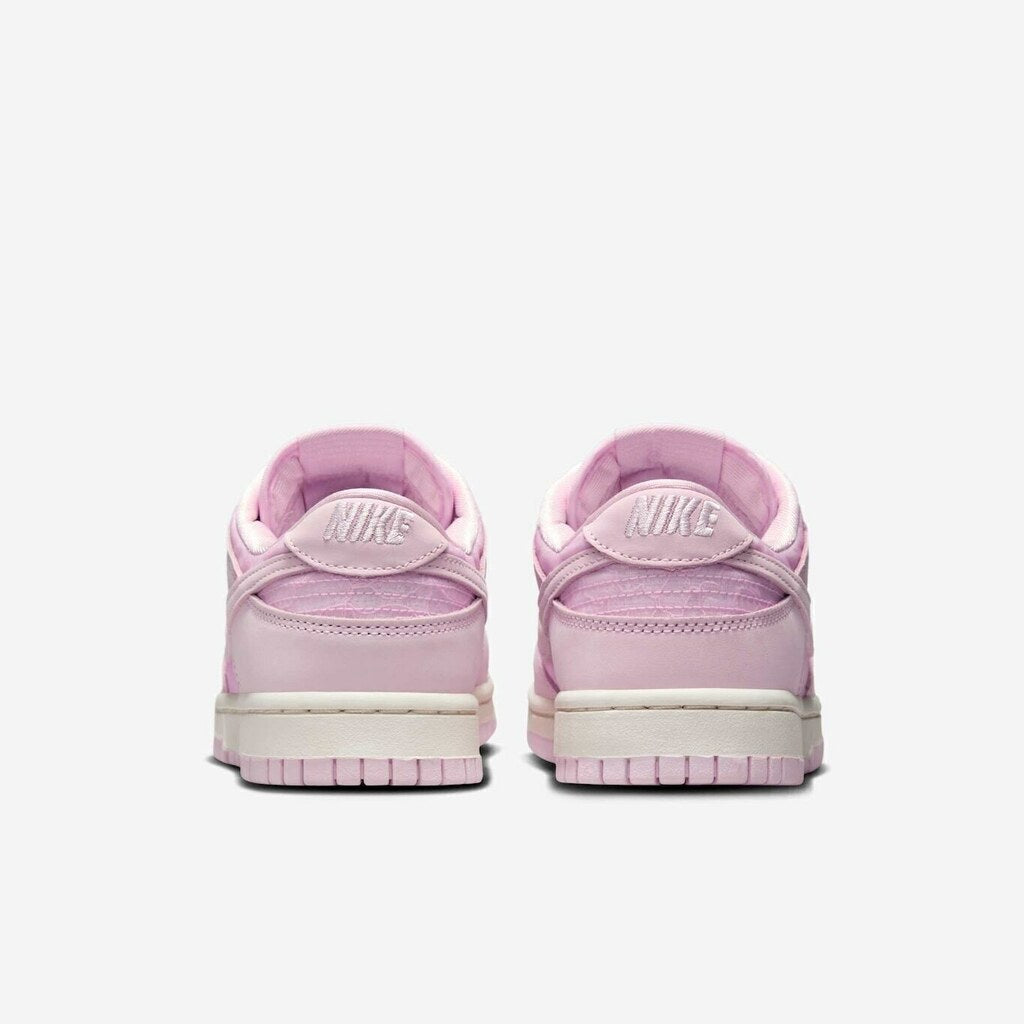 Nike Dunk Low Regal Pink