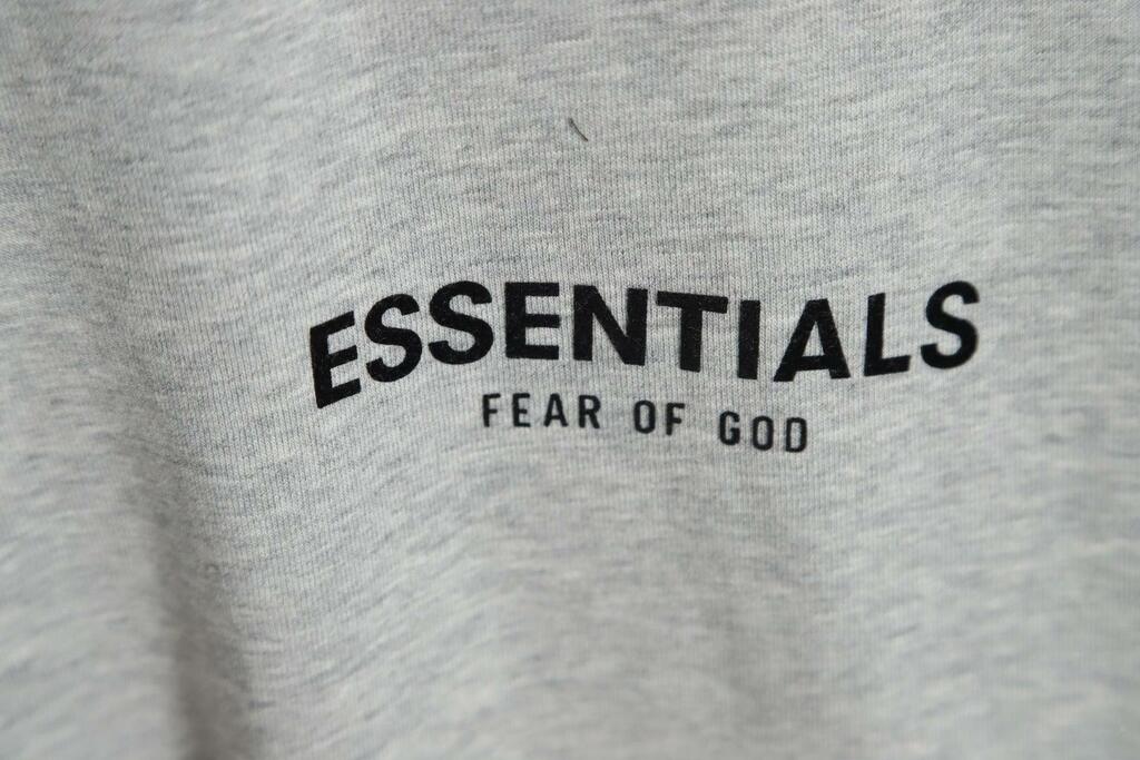 Camiseta Essentials Fear of God "Stretch Limo"