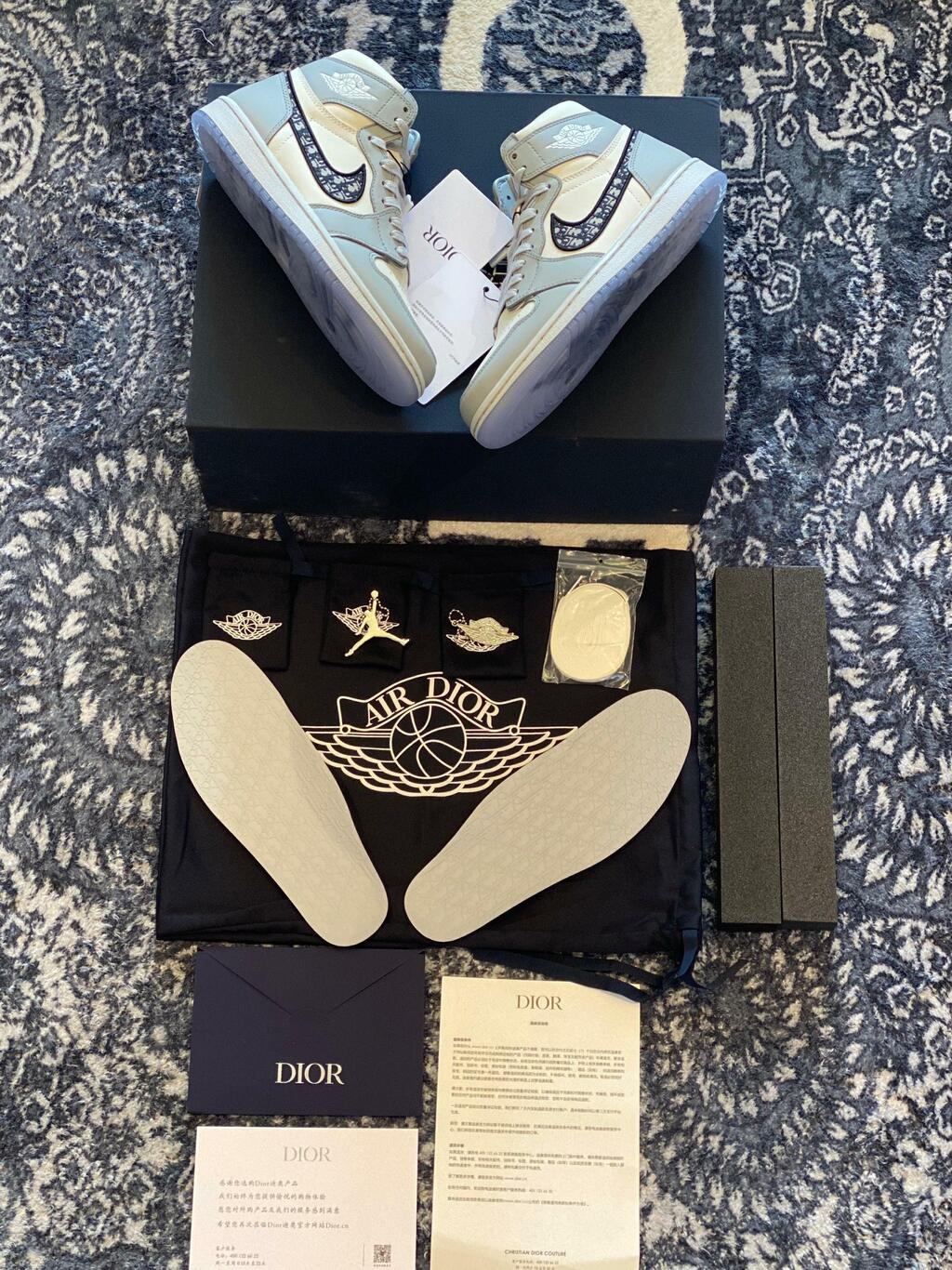 Nike Air Jordan 1 Retro High x DIOR