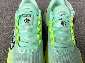 Tênis Nike Zoom Fly 5