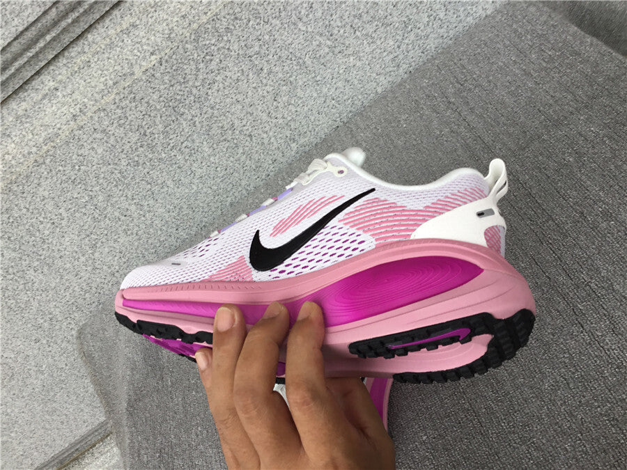Nike Vomero 18