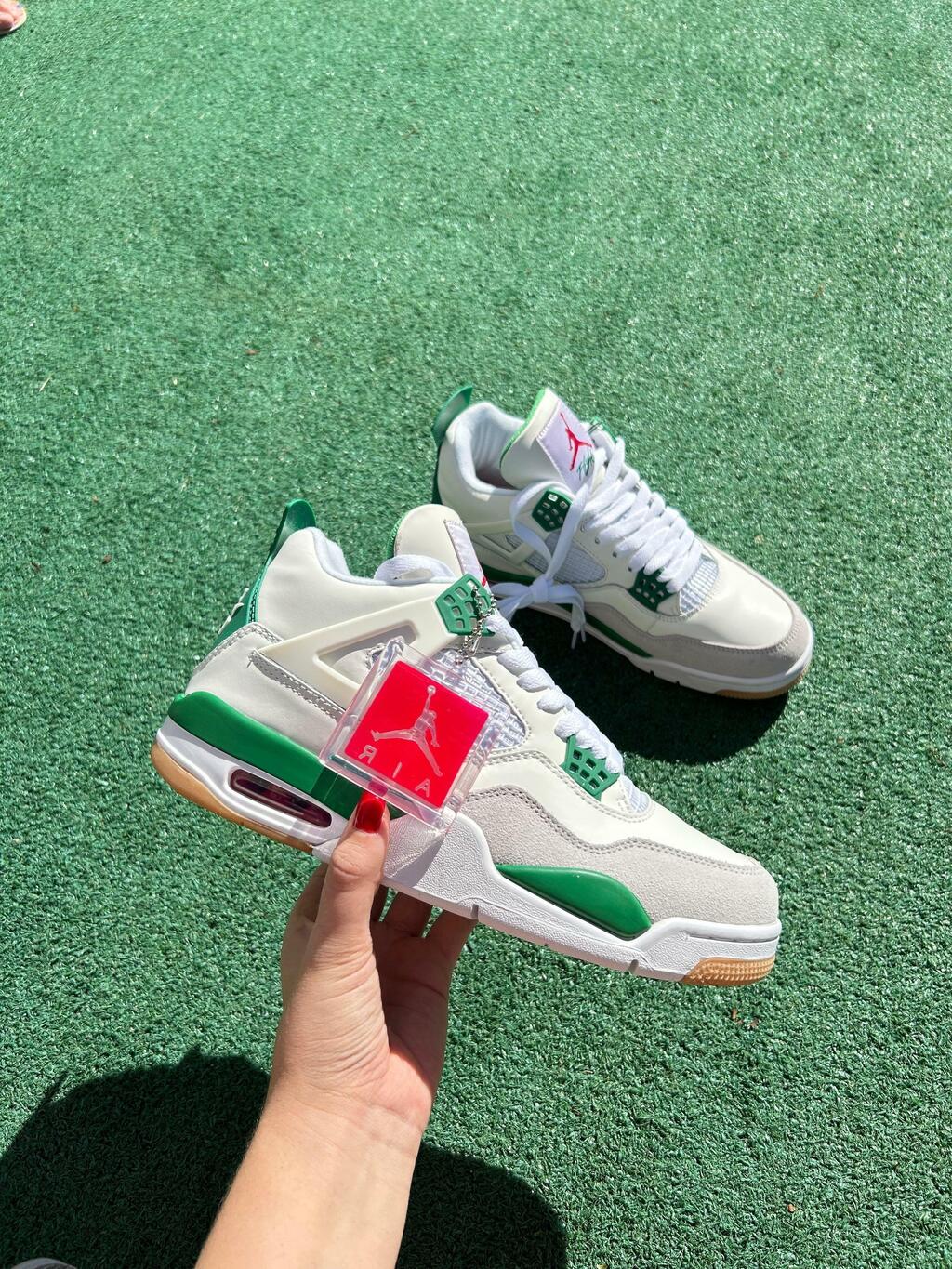 Nike Air Jordan 4 Retro x Nike SB Pine Green (PRONTA ENTREGA)