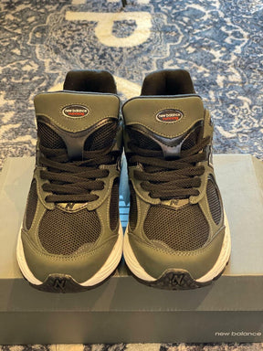 Tênis New Balance 2002R Dark Grey