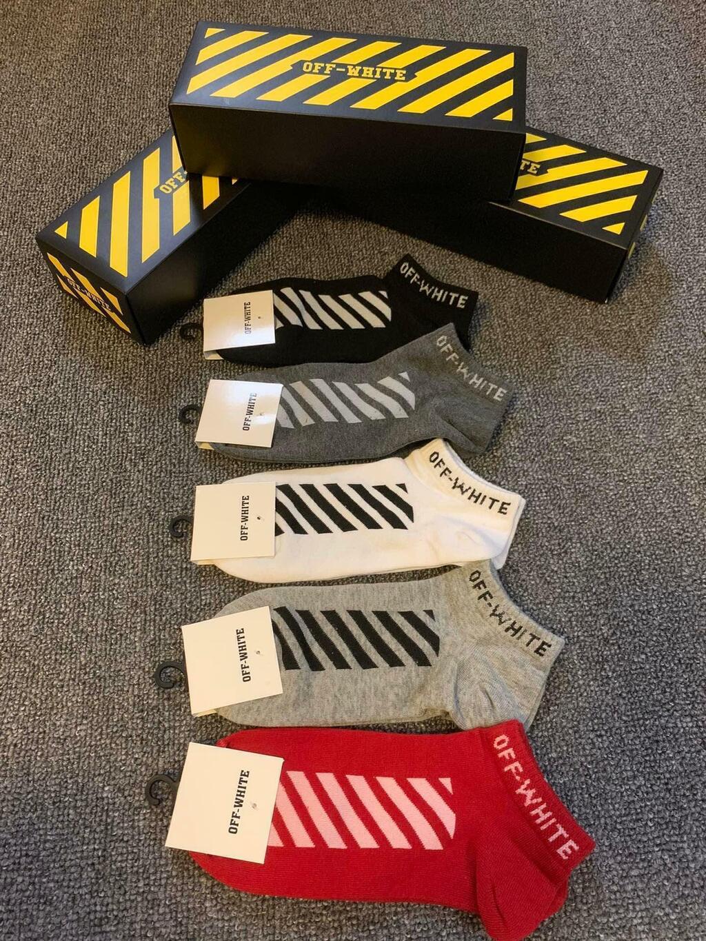 Meias Off-White 5 Pares