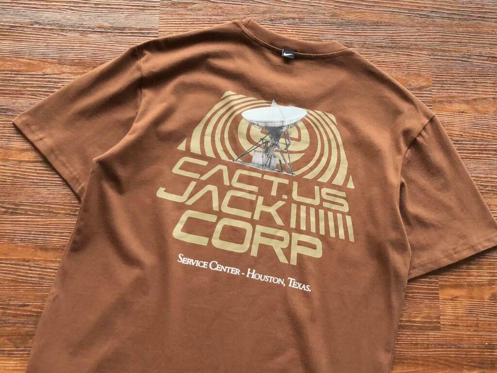 CAMISETA NIKE TRAVIS SCOTT