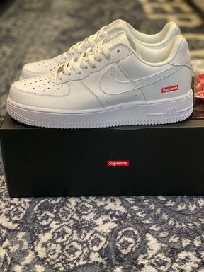 Nike Air Force 1 Low Supreme “Deluxe”