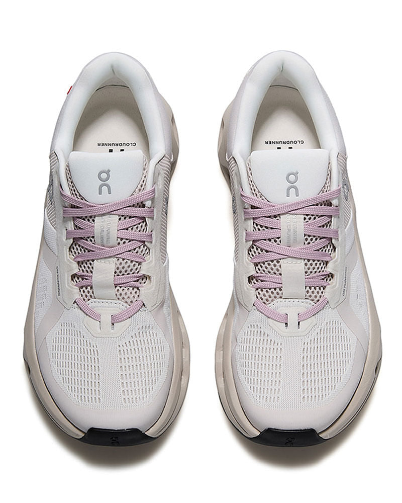 Tênis On Running Cloudrunner 2