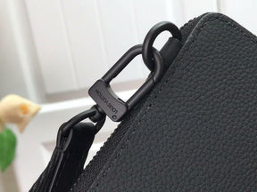 Shoulder Bag Louis Vuitton