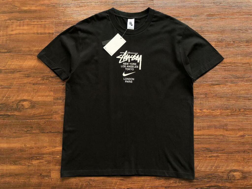 CAMISETA NIKE X STUSSY