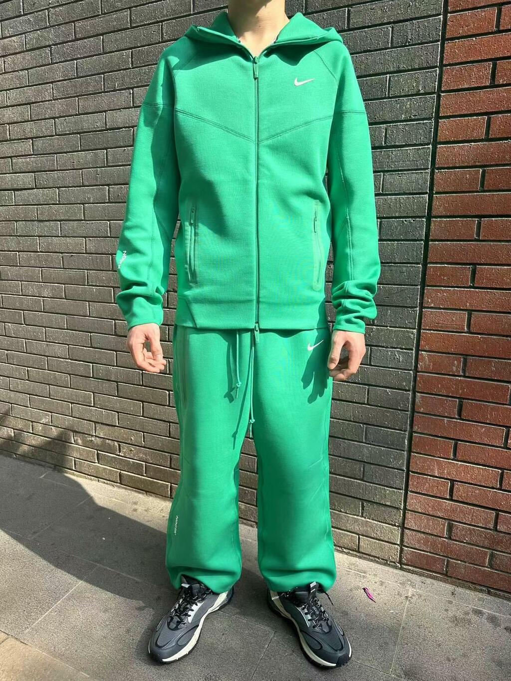 Conjunto Nike x Nocta Tech Fleece