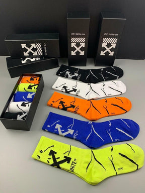 Meias Off-White 5 Pares