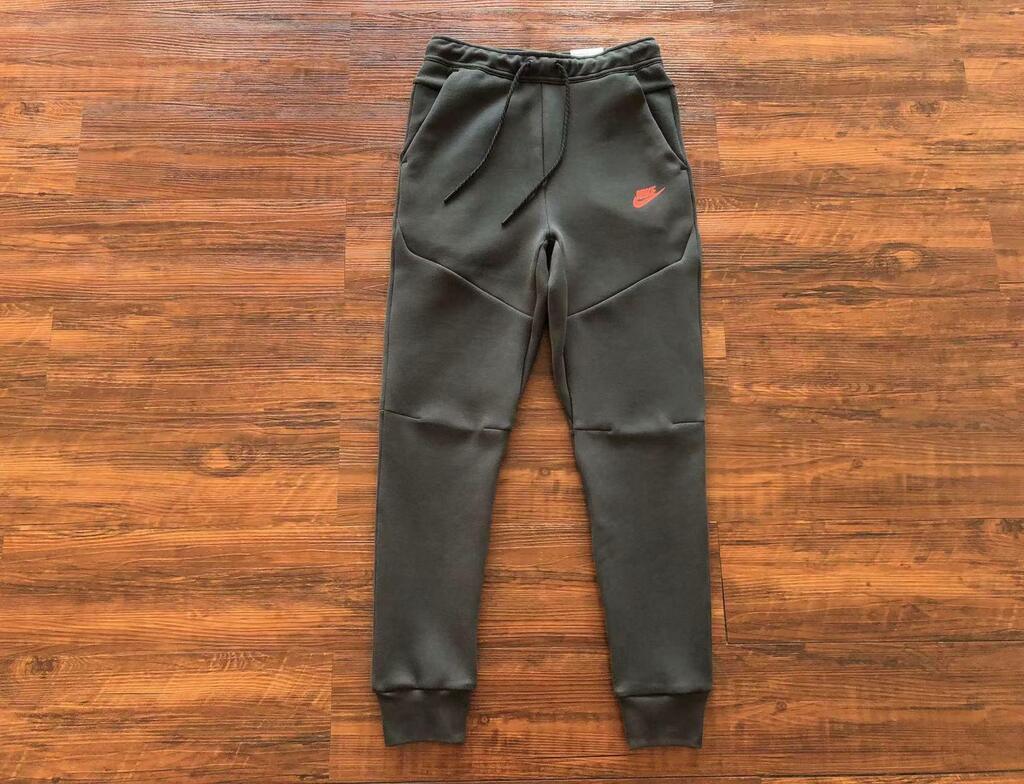 Conjunto Nike x Tech Fleece