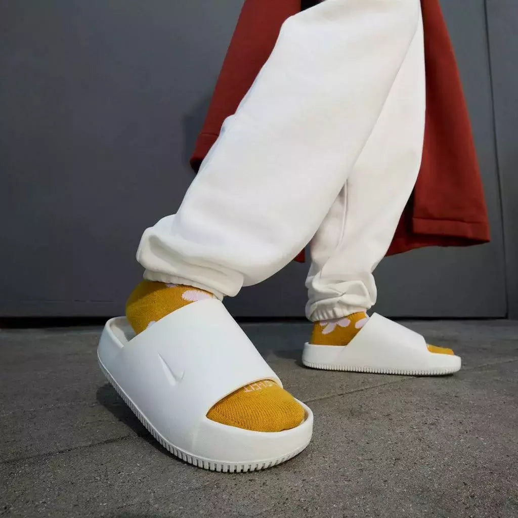Chinelo Nike Calm Feminino