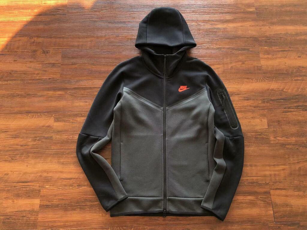 Conjunto Nike x Tech Fleece