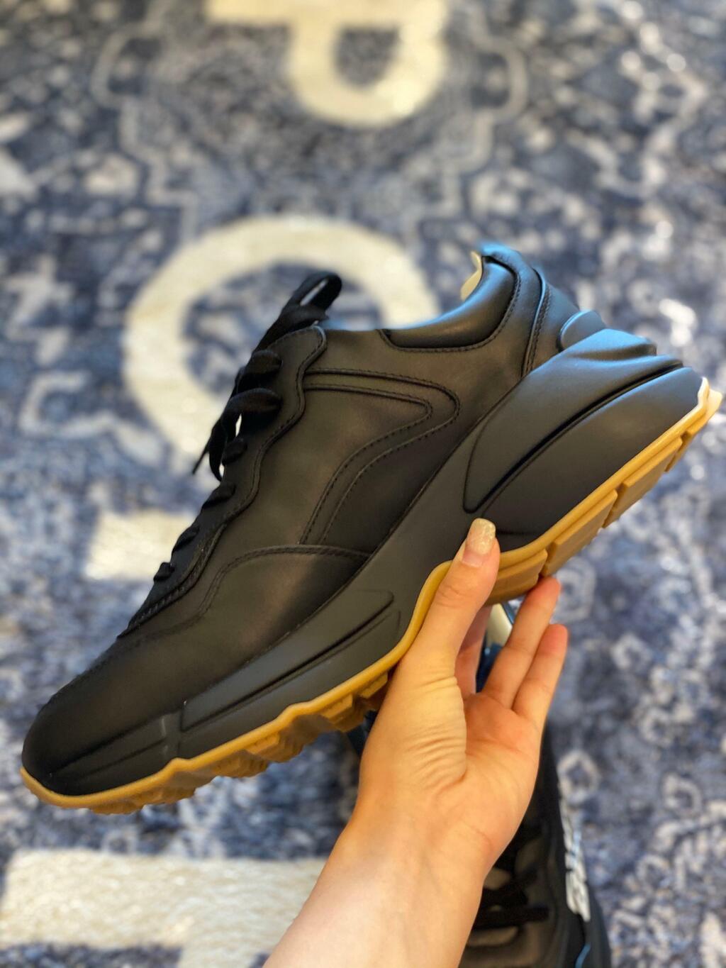Tênis Gucci Rhyton