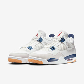 SB x Air Jordan 4 Navy