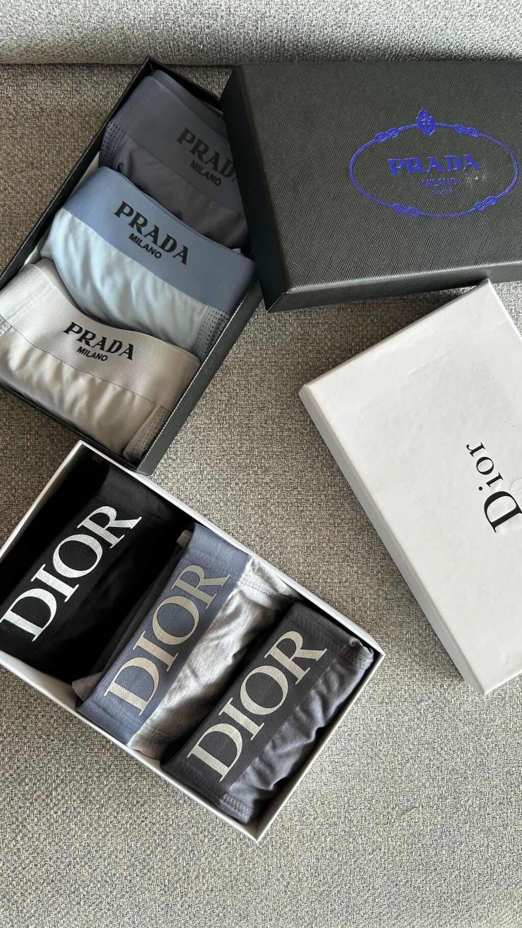 Cueca Dior