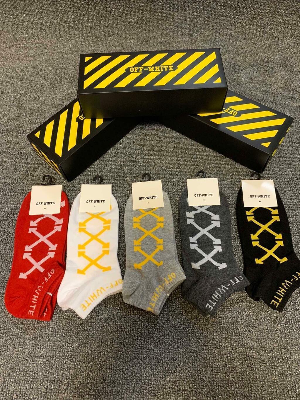 Meias Off-White 5 Pares