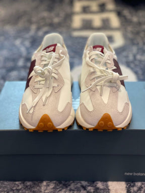 Tênis New Balance Wmns 327 'White Dark Red'