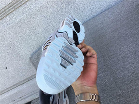 Nike Air Max Plus Drift "Light Smoke Grey"