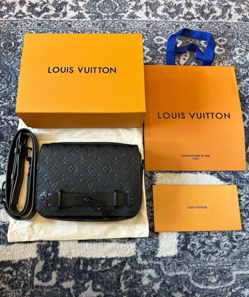 Shoulder Bag Louis Vuitton