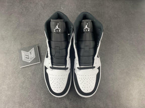 Nike Air Jordan 1 Mid White Black