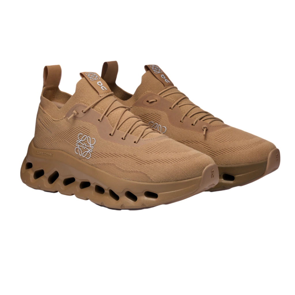 On x LOEWE Cloudtilt 'Dark Sand'