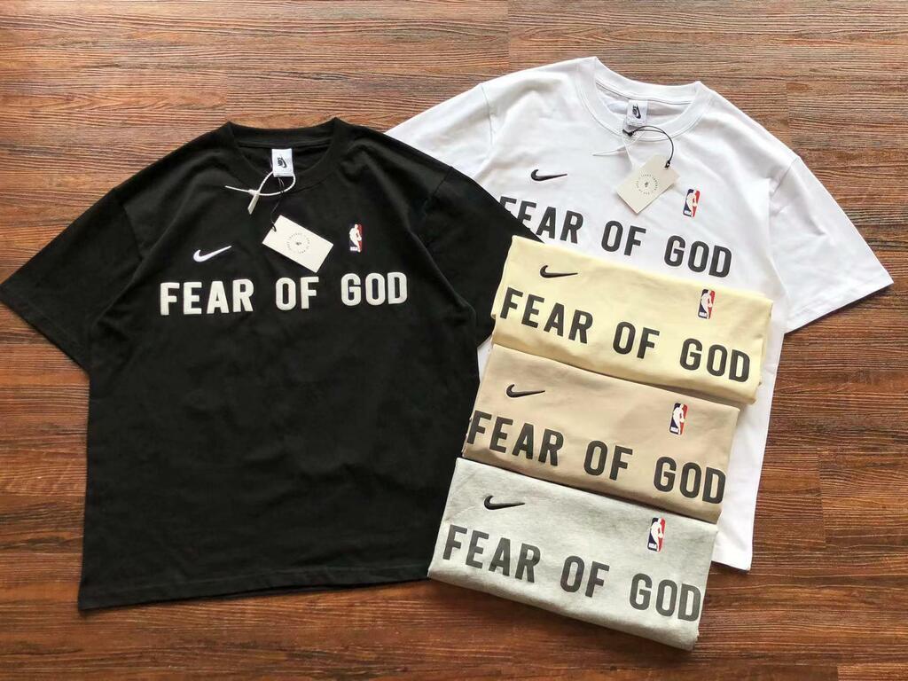 CAMISETA NIKE FEAR OF GOD