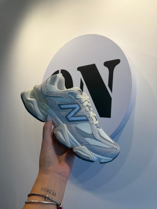 Tênis New Balance 9060 "Sea Salt Bege" (PRONTA ENTREGA)