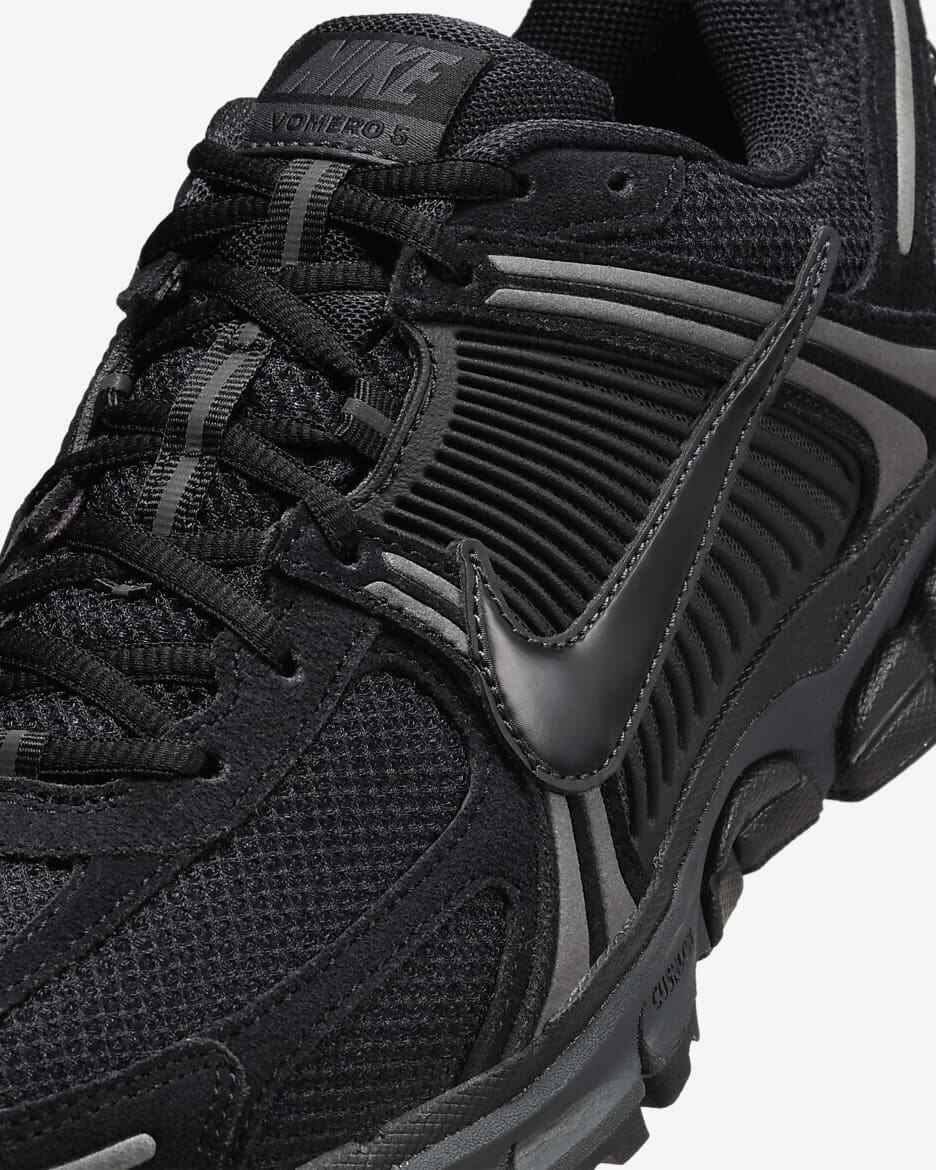 Tênis Nike Zoom Vomero 5