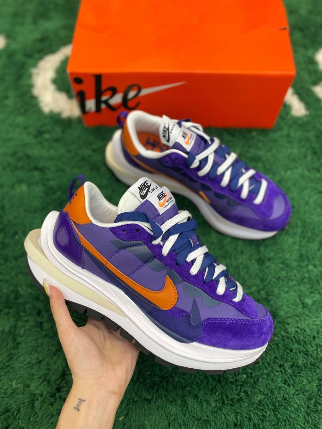Nike Vaporwaffle x Sacai