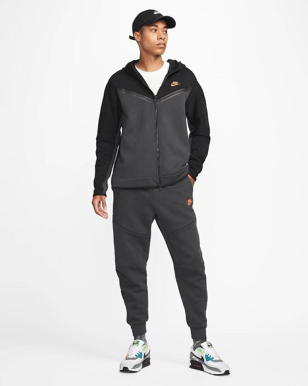 Conjunto Nike x Tech Fleece