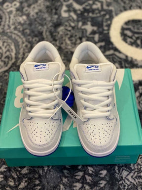 Tênis Nike Dunk SB Low "Premium White Game Royal"