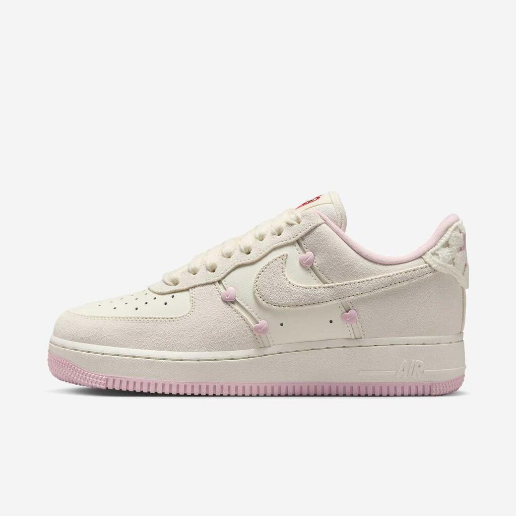 Nike Air Force 1 '07 LX Feminino