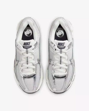 Tênis Nike Zoom Vomero 5