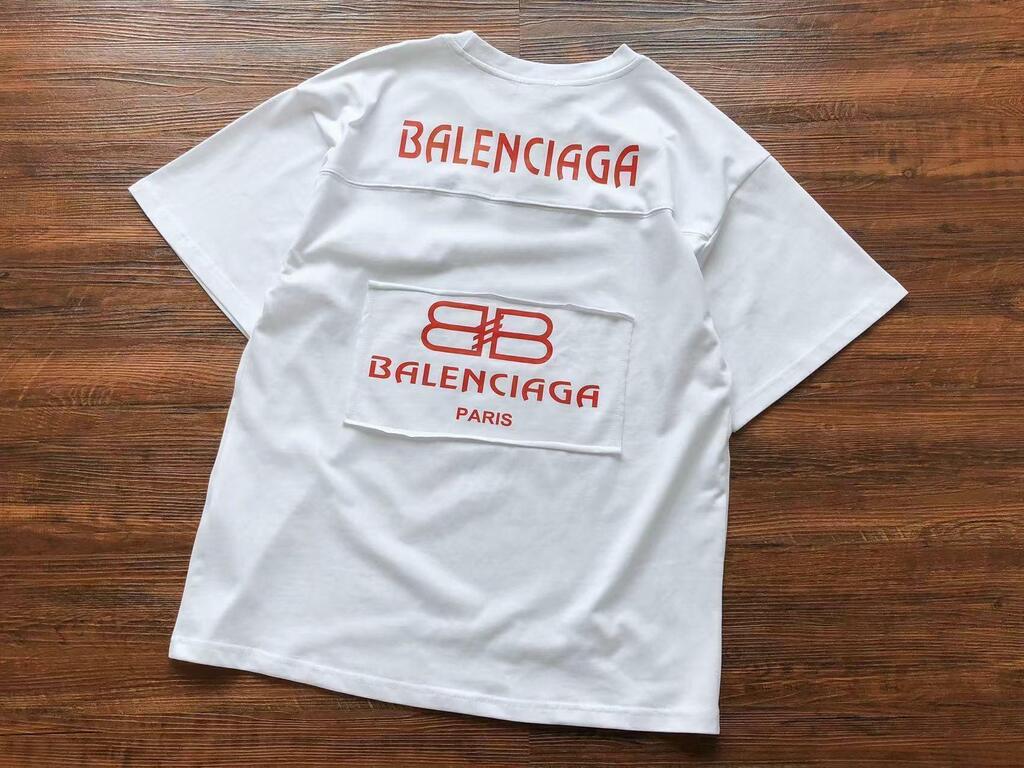 Camiseta Balenciaga Paris