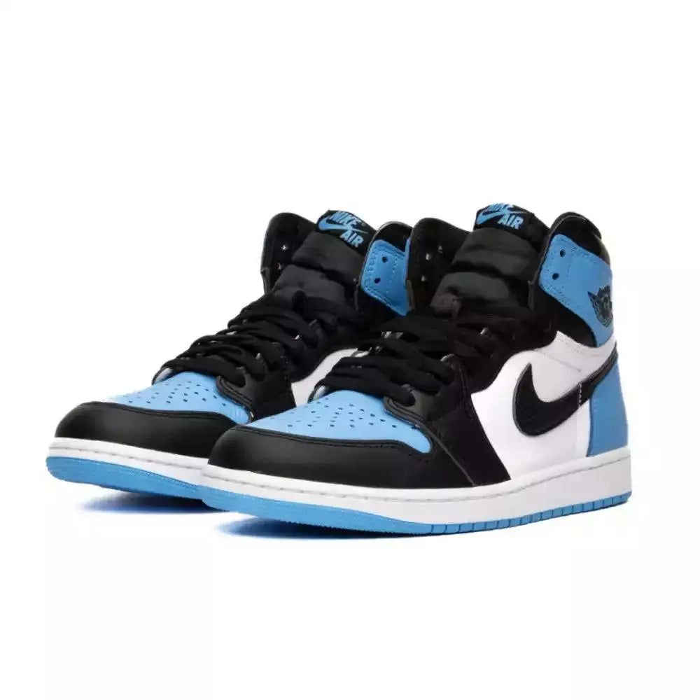 Nike Air Jordan 1 Retro High OG UNC Toe