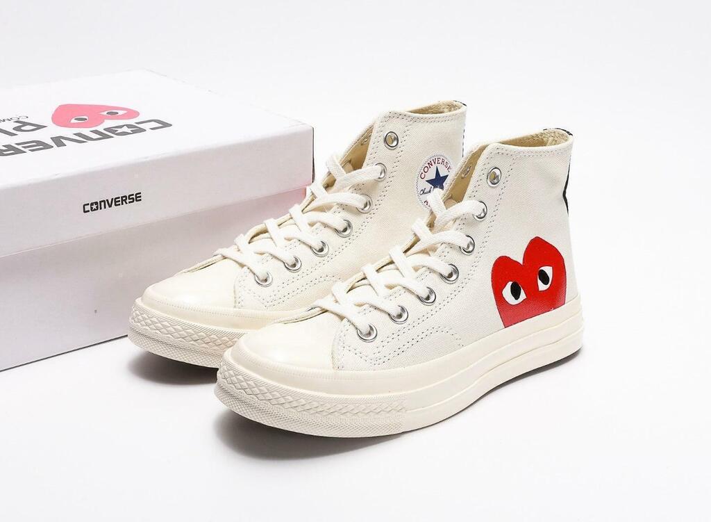Comme des Garçons PLAY x Converse Chuck 70 White