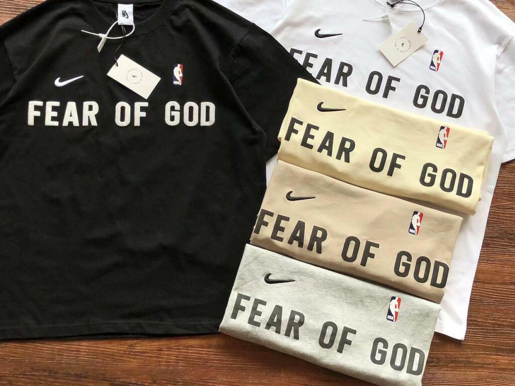 CAMISETA NIKE FEAR OF GOD