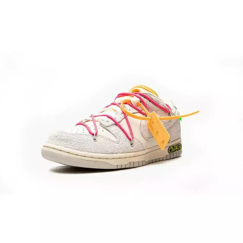 Off-White x Nike Dunk Low Lot 17 of 50