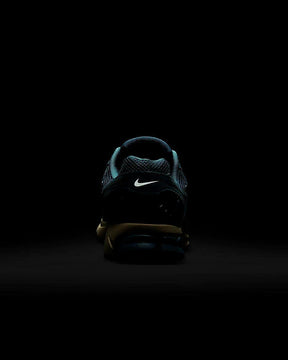 Tênis Nike Zoom Vomero 5