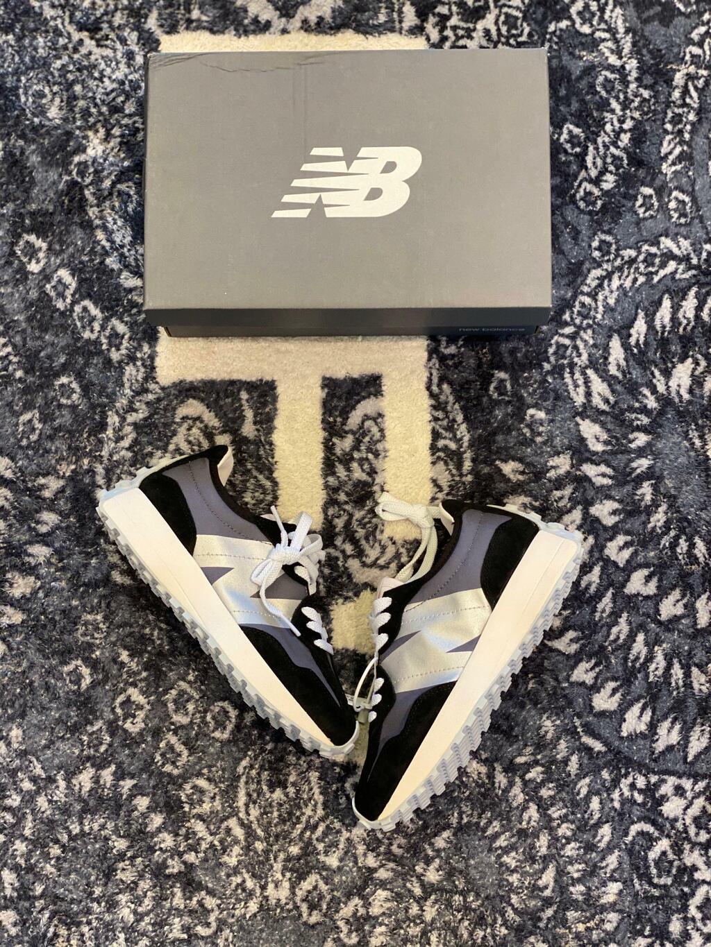 Tênis New Balance 327 Black/White Birch