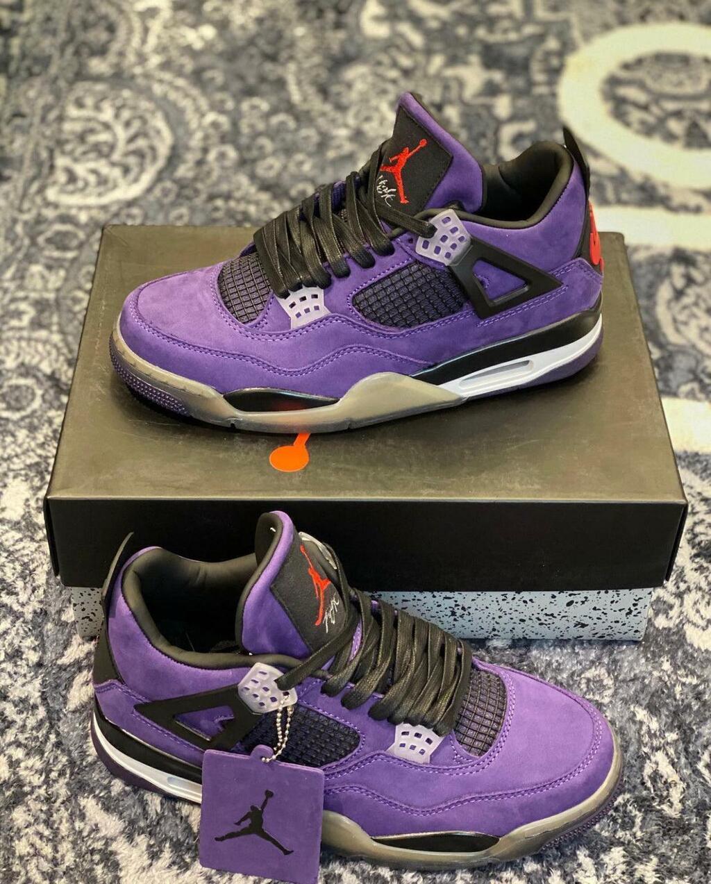 Nike Air Jordan 4 Retro "Travis Scott"